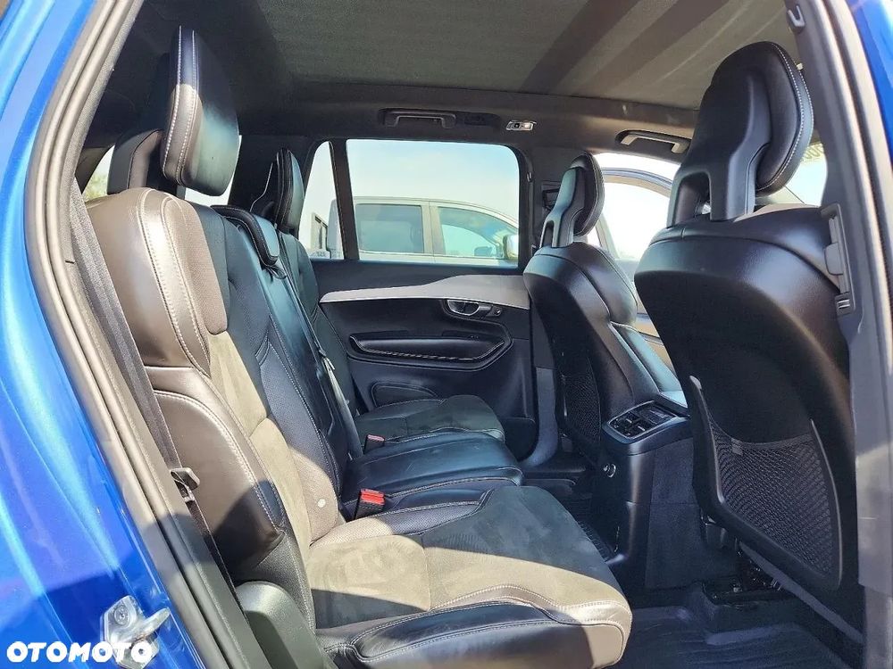 Volvo XC 90 T8 AWD Plug-In Hybrid Momentum 7os - 9