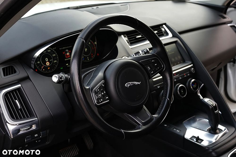Jaguar E-Pace D180 AWD R-Dynamic HSE - 18