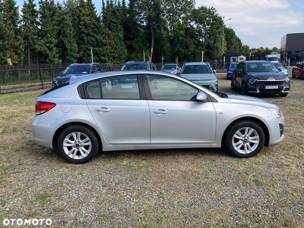 Chevrolet Cruze 1.4 T LT - 10