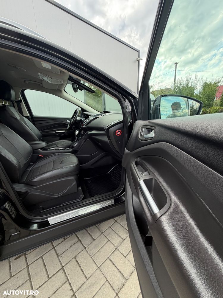Ford Kuga 2.0 TDCi 4x4 Aut. Titanium - 15