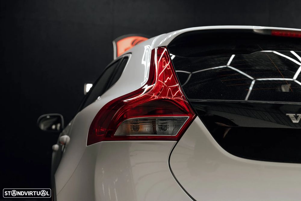 Volvo V40 D2 RDesign - 11