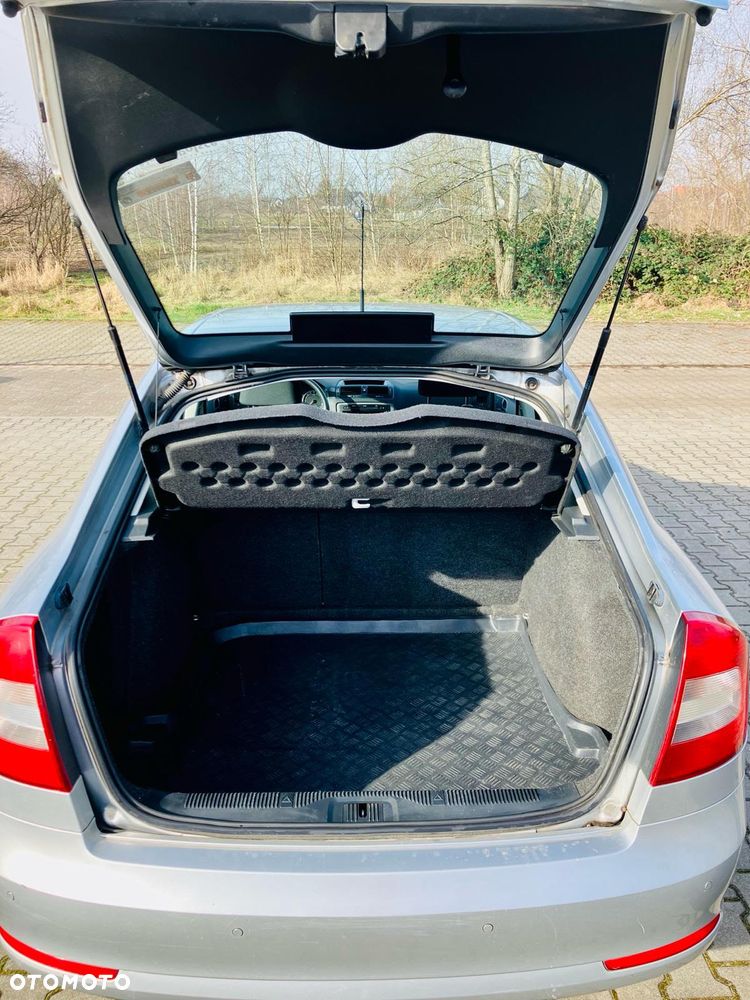 Skoda Octavia 1.6 Active - 6