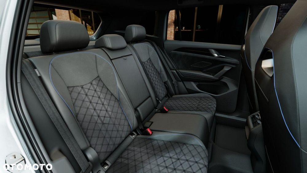 Volkswagen Tiguan - 10