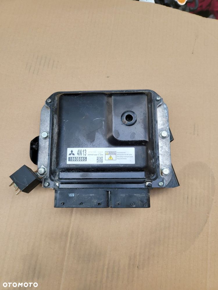 sterownik silnika lancer 1.8 1860b865 275700-1703 - 1