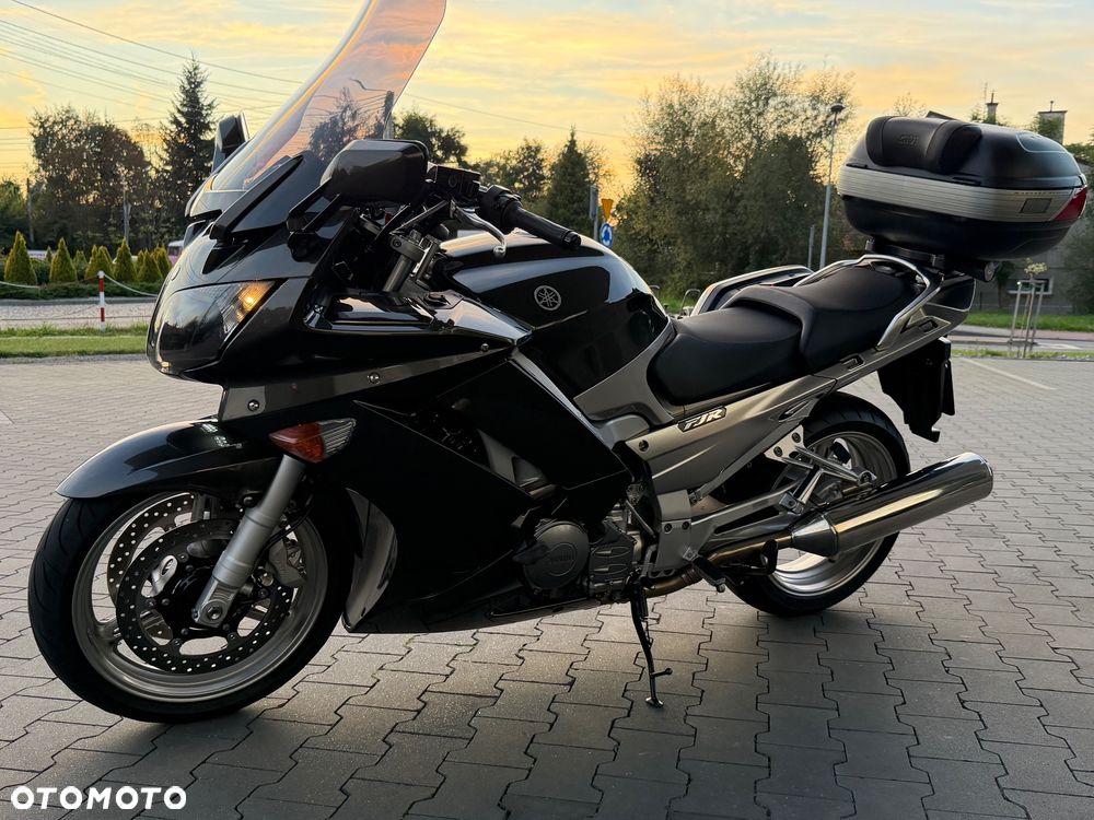 Yamaha FJR - 35