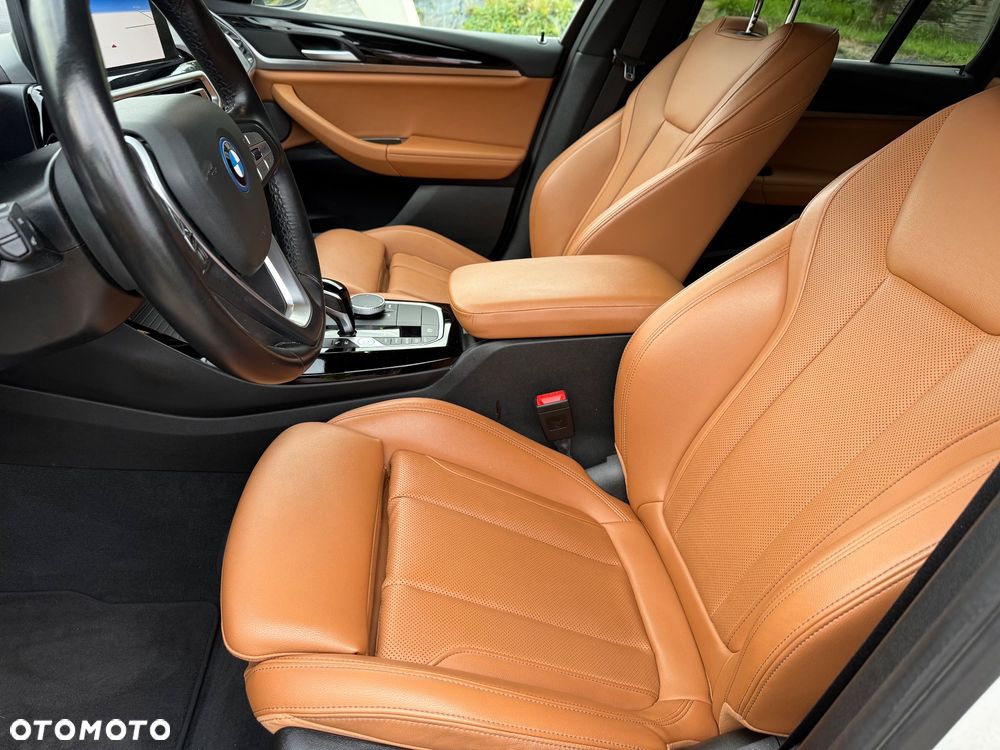 BMW X3 xDrive30e xLine - 28