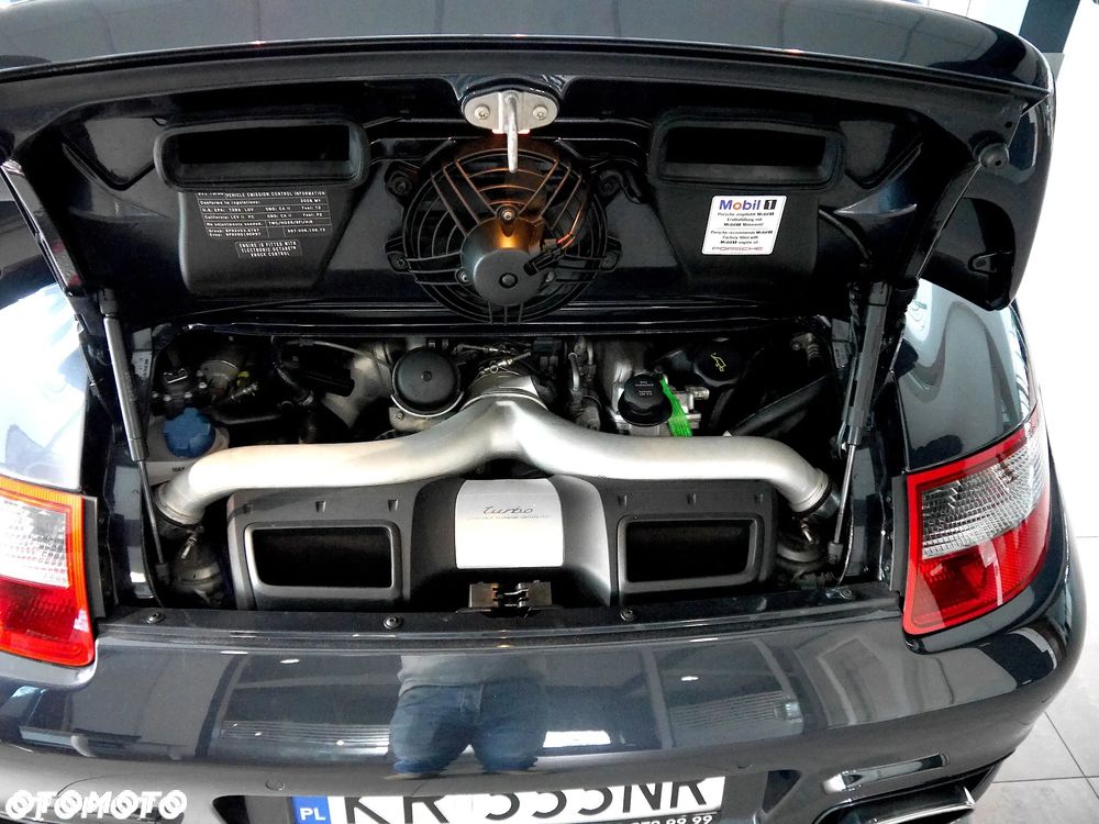 Porsche 911 - 19