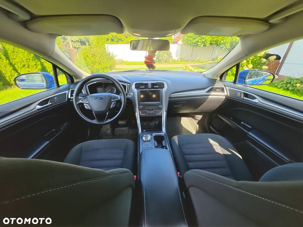 Ford Fusion - 6