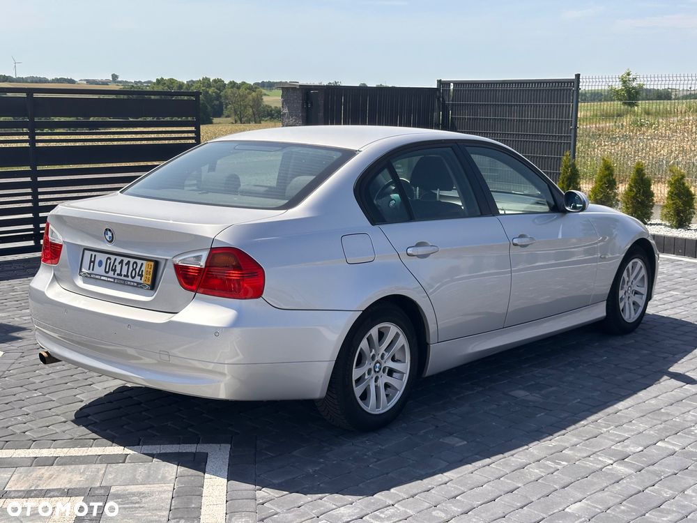 BMW Seria 3 - 12