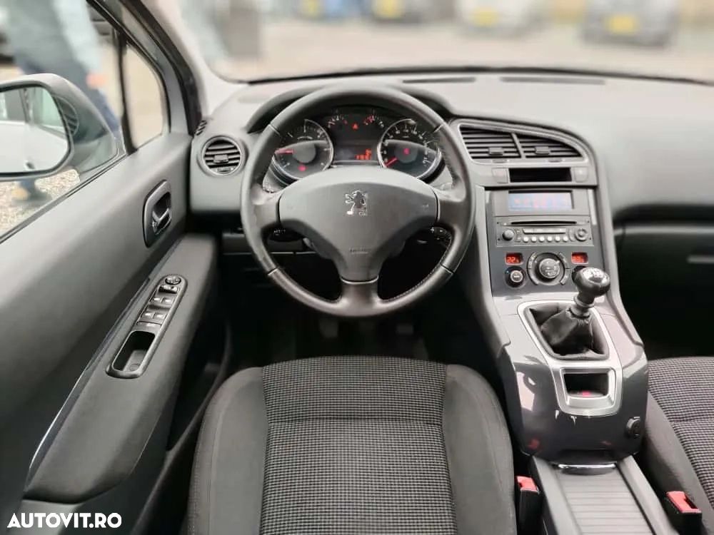Peugeot 5008 HDI FAP 110 Active - 9