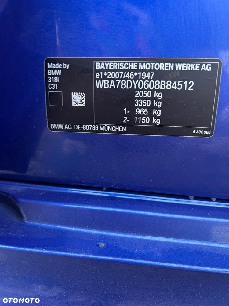 BMW Seria 3 318i M Sport - 24