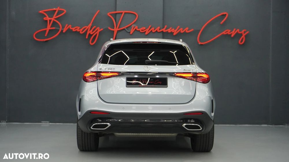 Mercedes-Benz GLC 300 4MATIC MHEV - 18