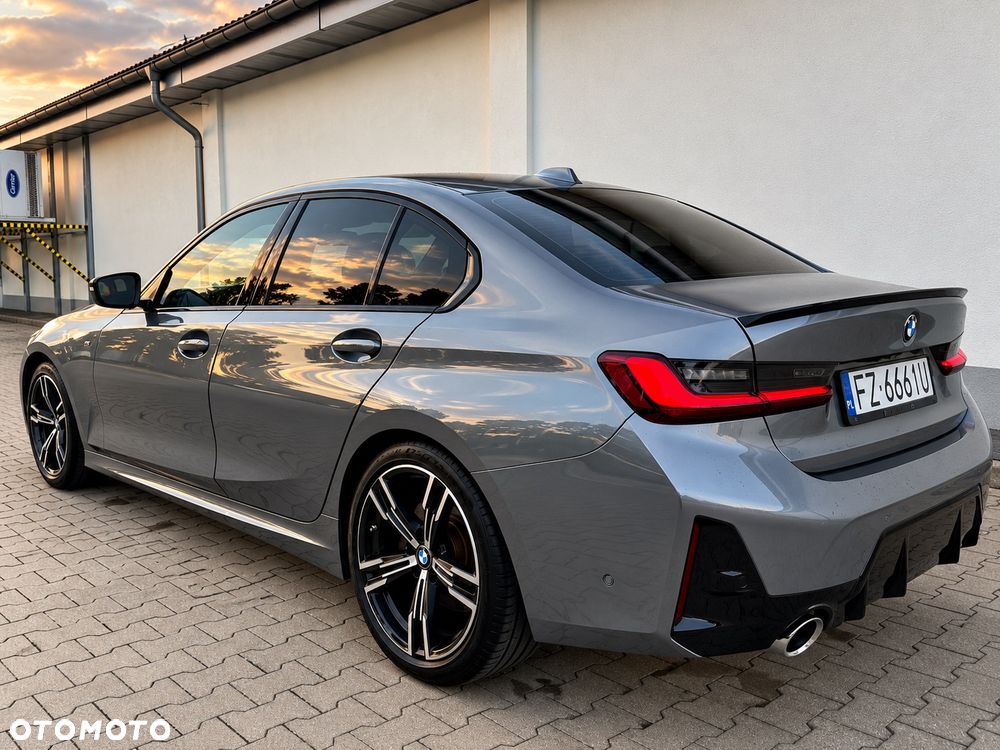 BMW Seria 3 320i - 5