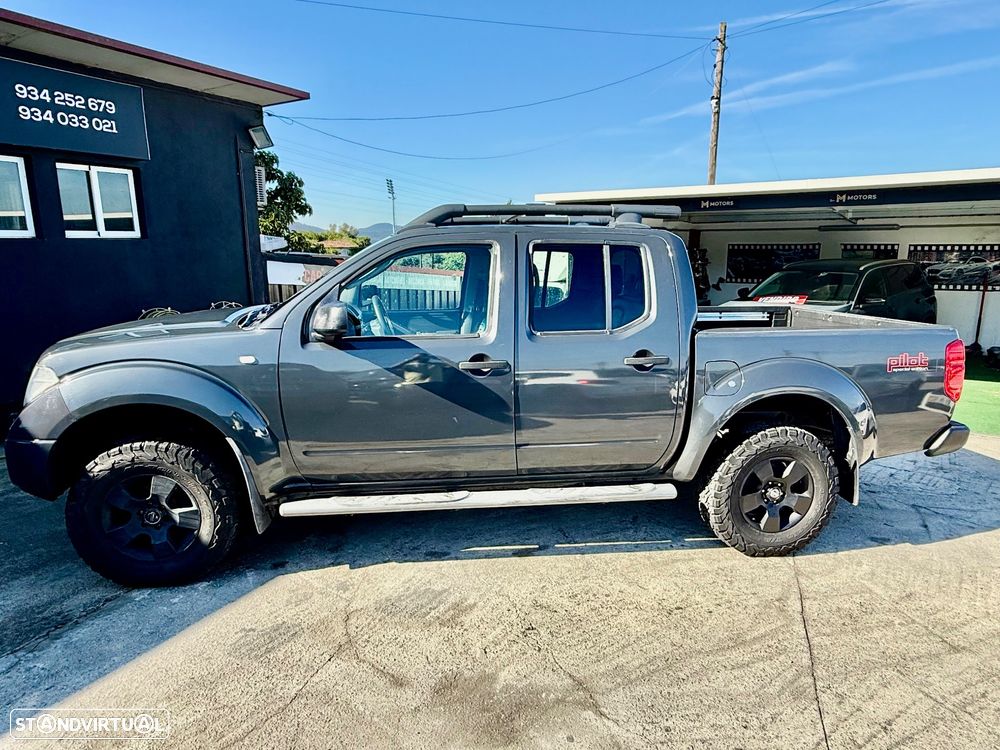Nissan Navara 2.5 dCi CD LE Prem.+BDT AT - 38