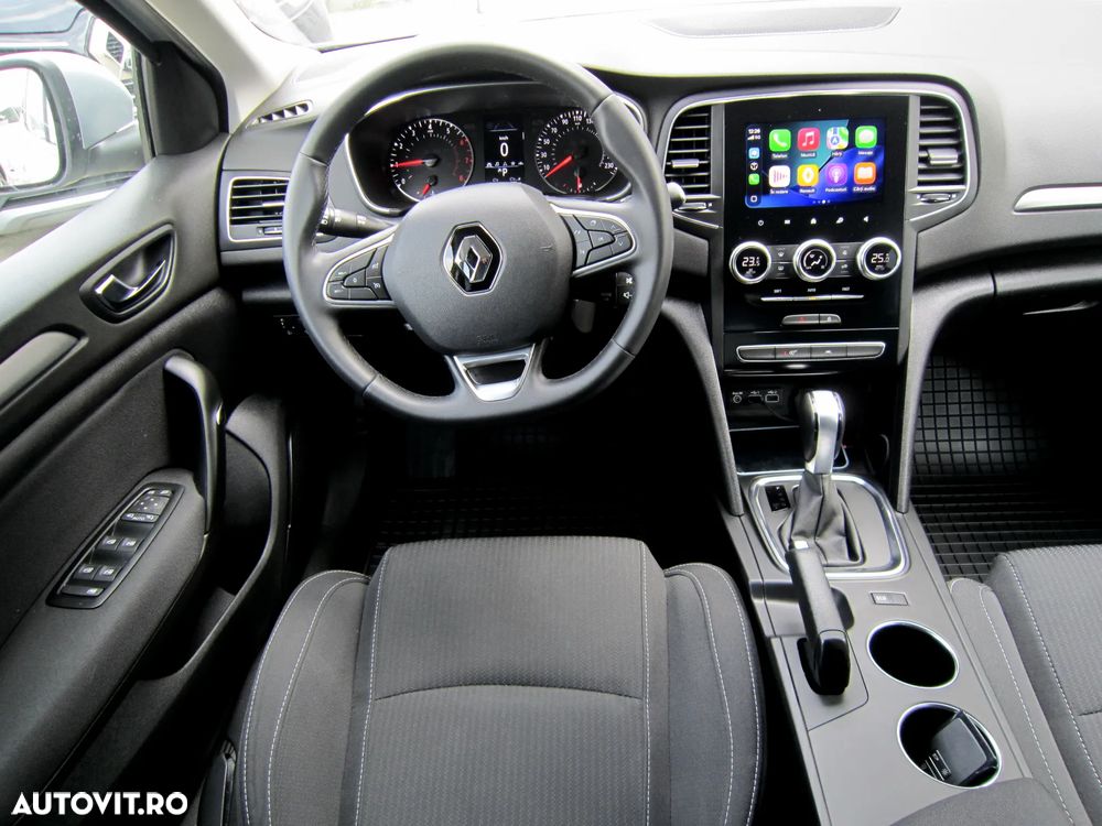 Renault Megane TCE 140 EDC Techno - 17