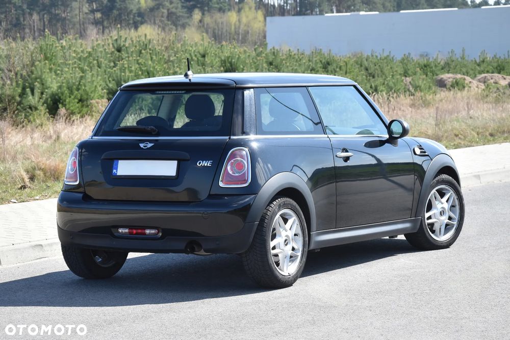 MINI ONE Standard - 8