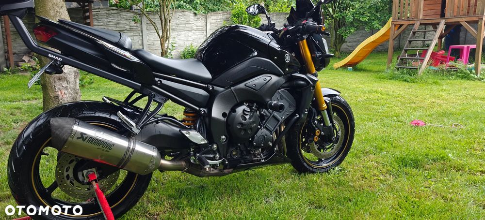Yamaha FZ8 - 3