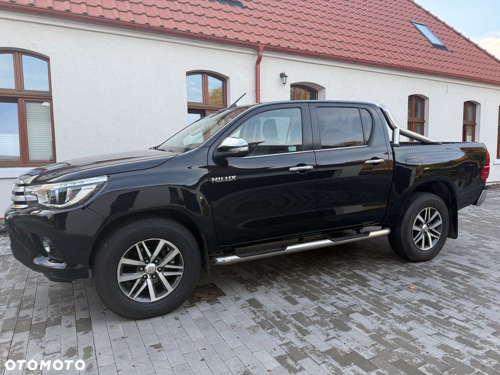 Toyota Hilux 2.4 D-4D Double Cab SR5 4x4 - 16