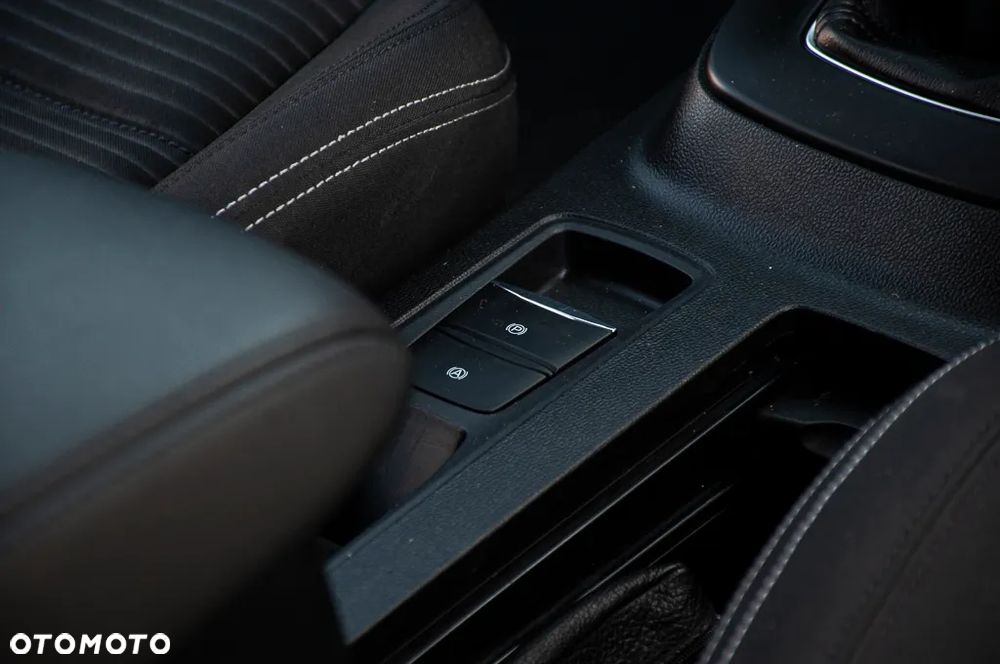 Ford Focus 1.5 EcoBlue Titanium - 28