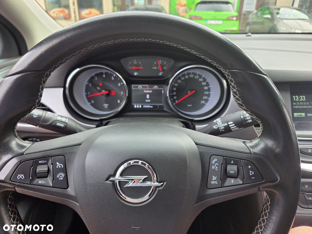 Opel Astra - 8