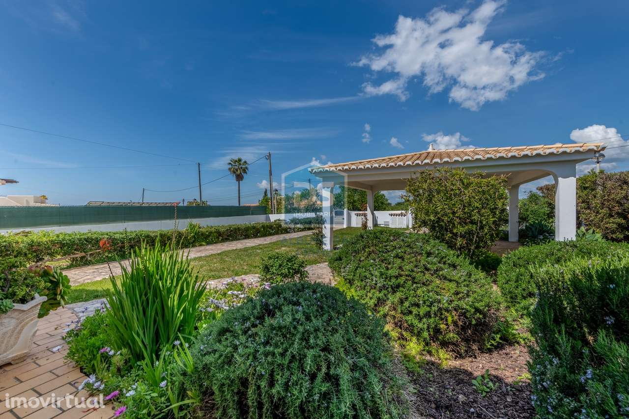 Moradia T3 Venda em Albufeira e Olhos de Água,Albufeira - Grande imagem: 3/47