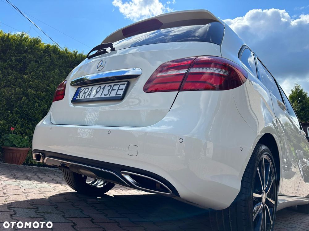 Mercedes-Benz Klasa B 200 BlueEFFICIENCY Edition 1 - 19