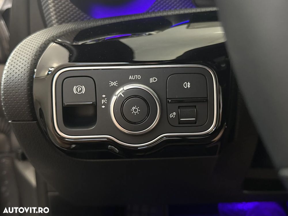 Mercedes-Benz A 200 4MATIC Aut. - 16