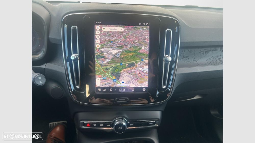 Volvo EX40 82 kWh Single Motor Extended Range Plus - 16