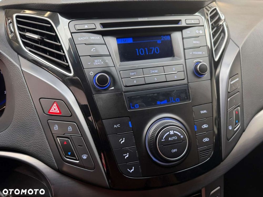 Hyundai i40 Kombi blue 1.7 CRDi Premium - 26