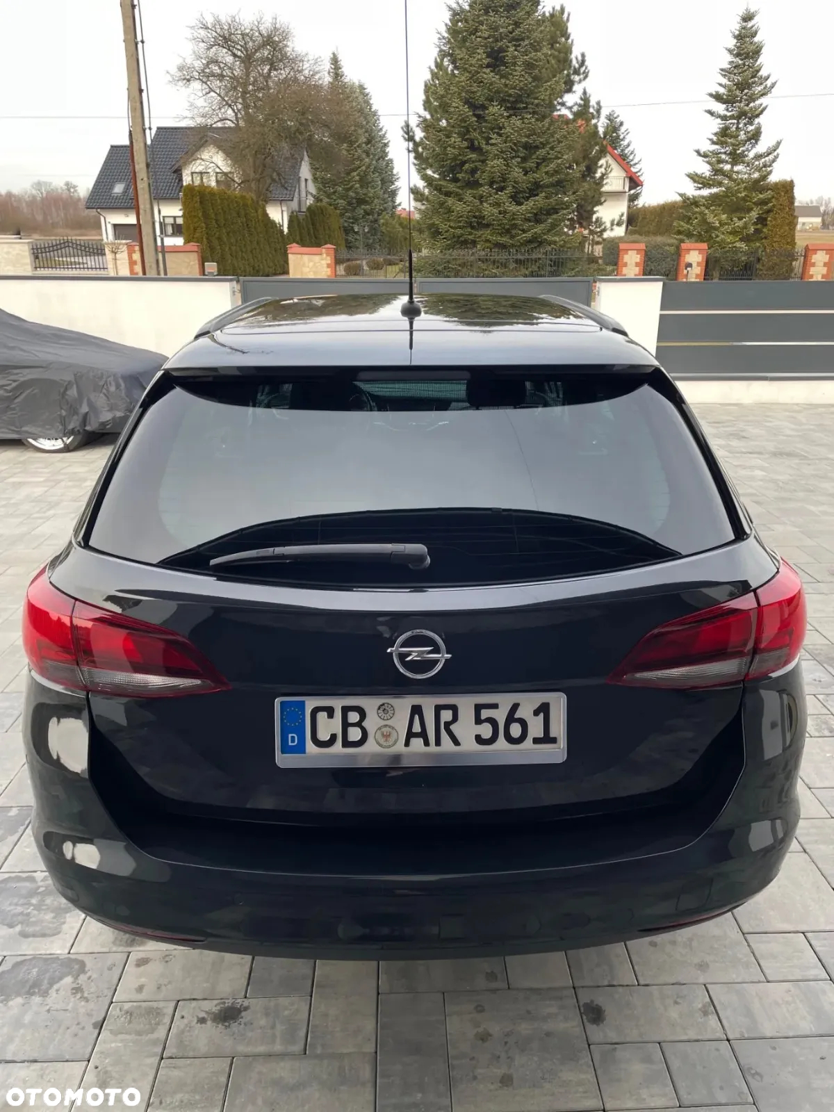 Opel Astra 1.4 Turbo 120 Jahre - 4