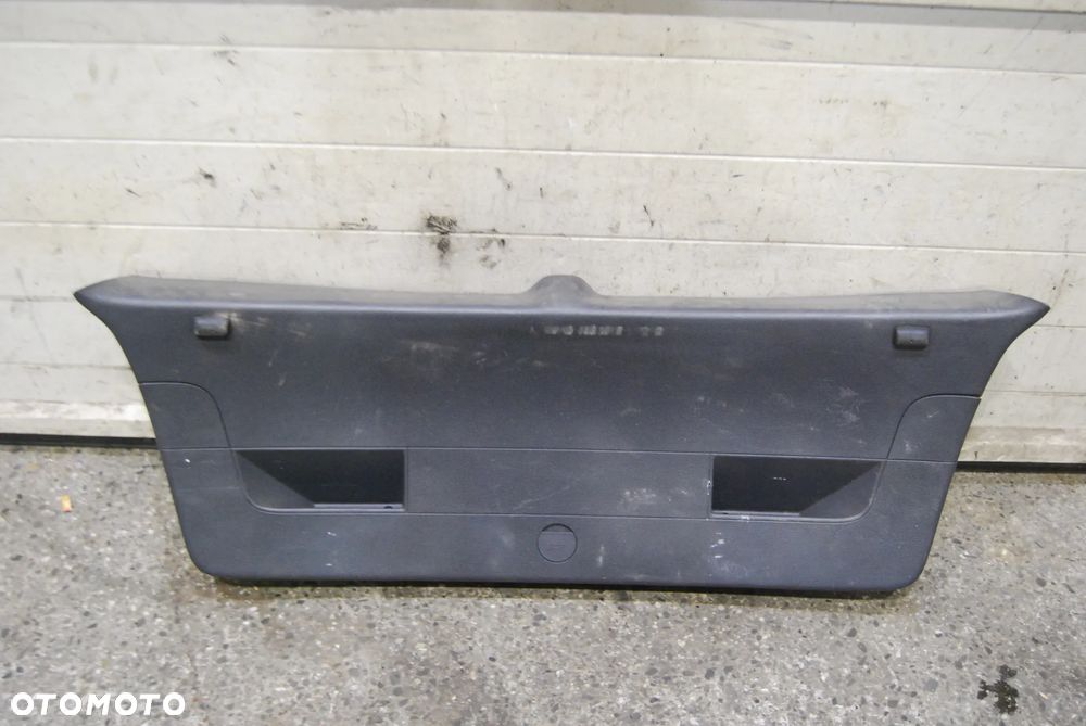 OSŁONA KLAPY BAGAŻNIKA TYŁ TYLNA 1K6867601C VW GOLF V 3D 5D - 5