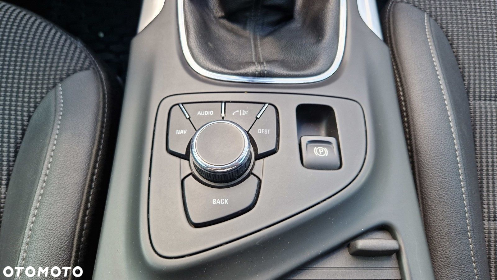 Opel Insignia 2.0 CDTI Cosmo - 25