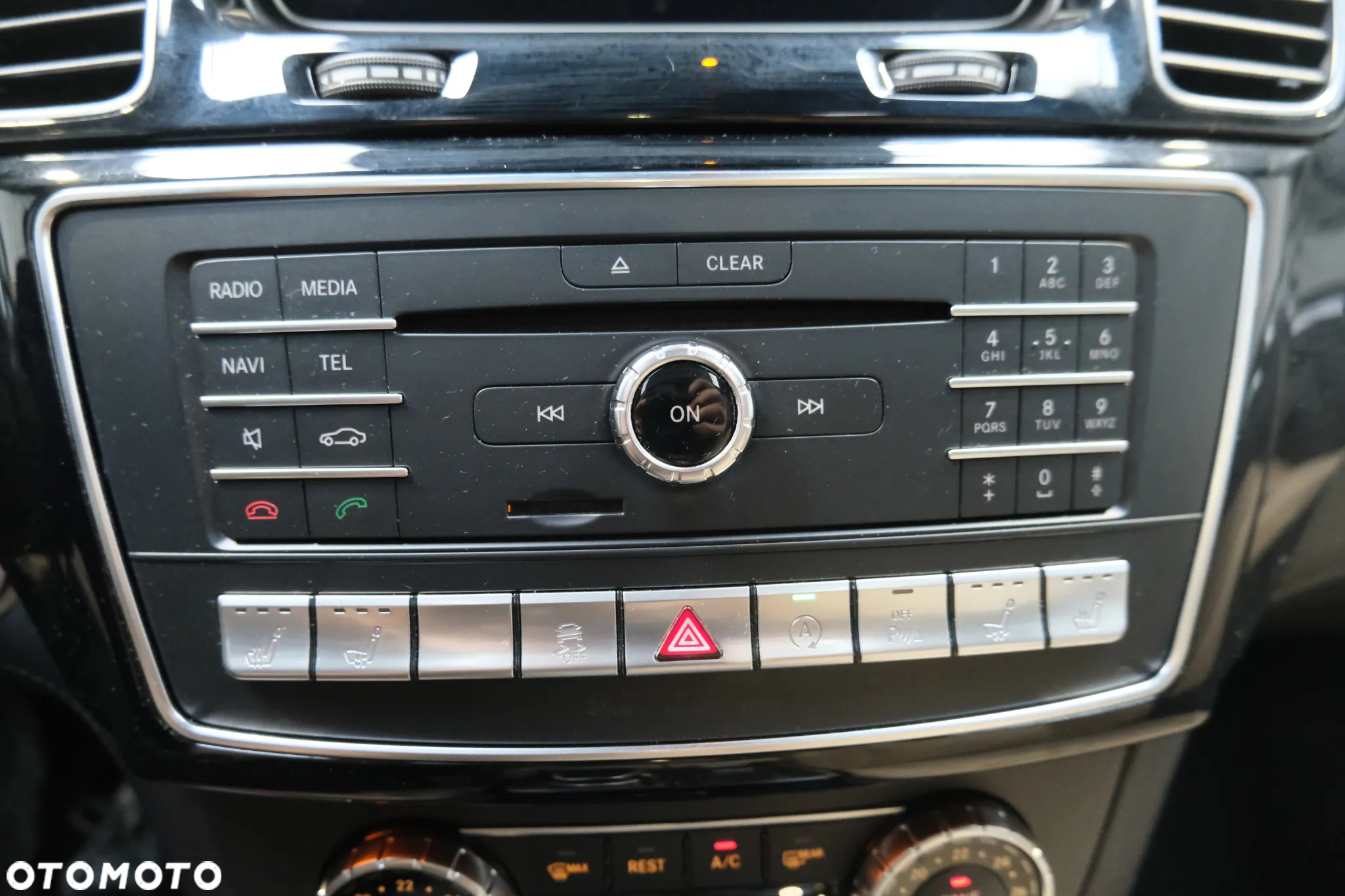 Mercedes-Benz GLS 350 d 4-Matic - 17
