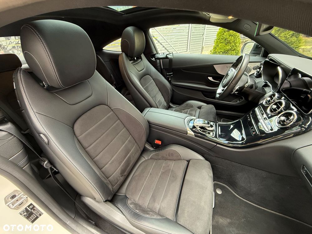 Mercedes-Benz Klasa C 220 d 4Matic 9G-TRONIC AMG Line - 19