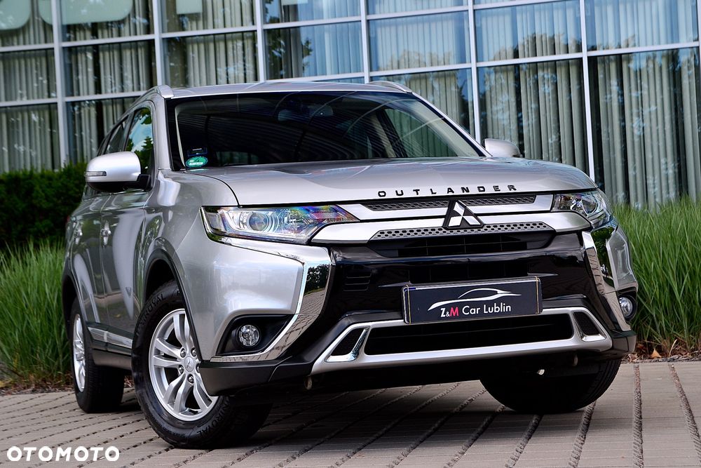 Mitsubishi Outlander 2.0 2WD Diamant - 1