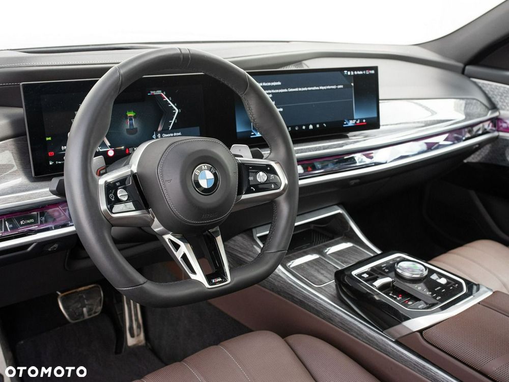 BMW Seria 7 740d xDrive mHEV sport - 7