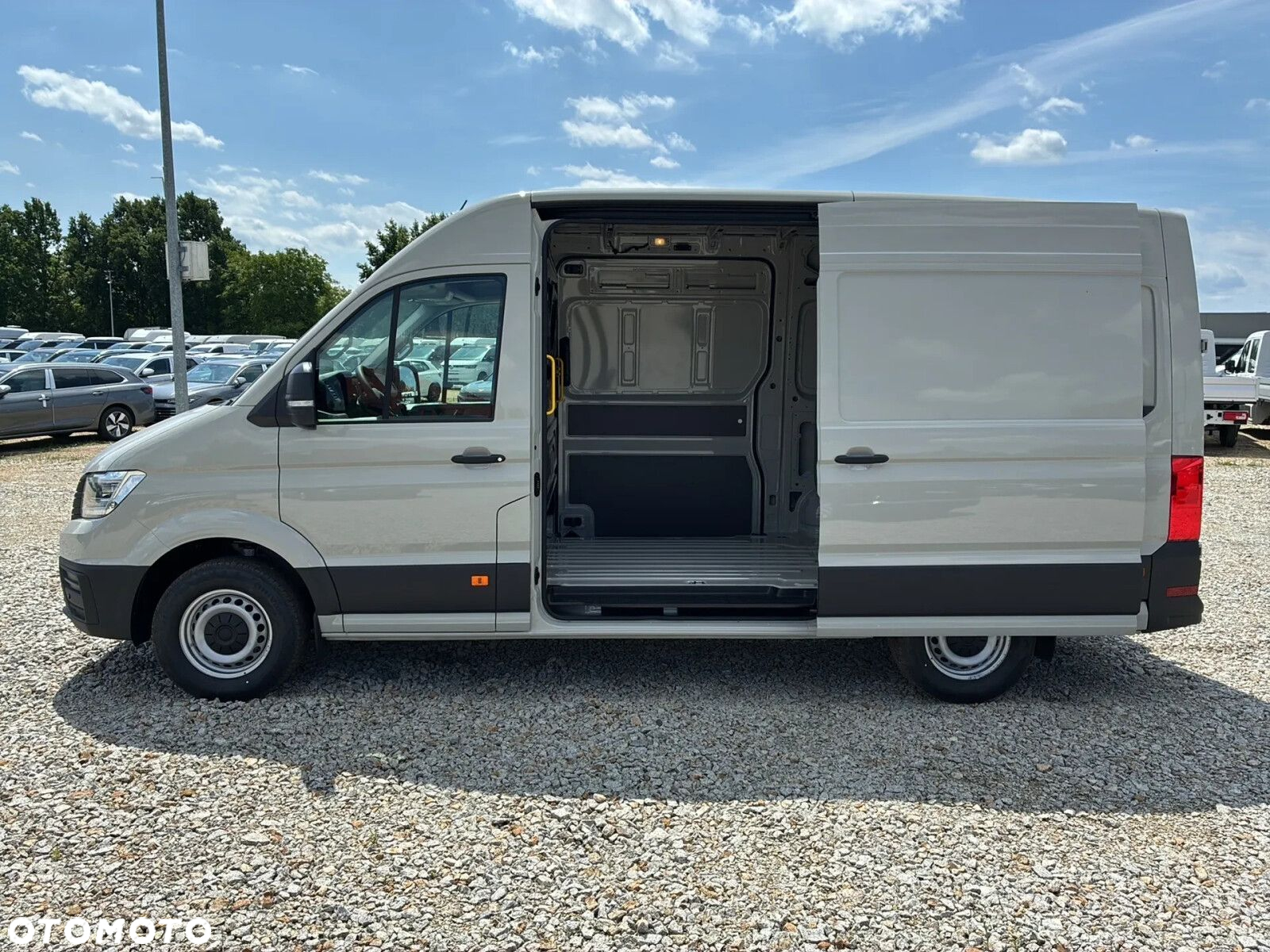 Volkswagen Crafter 35 Furgon L3H3, 2.0TDI 177KM, Wysoki dach, r.o. 3640 - 9