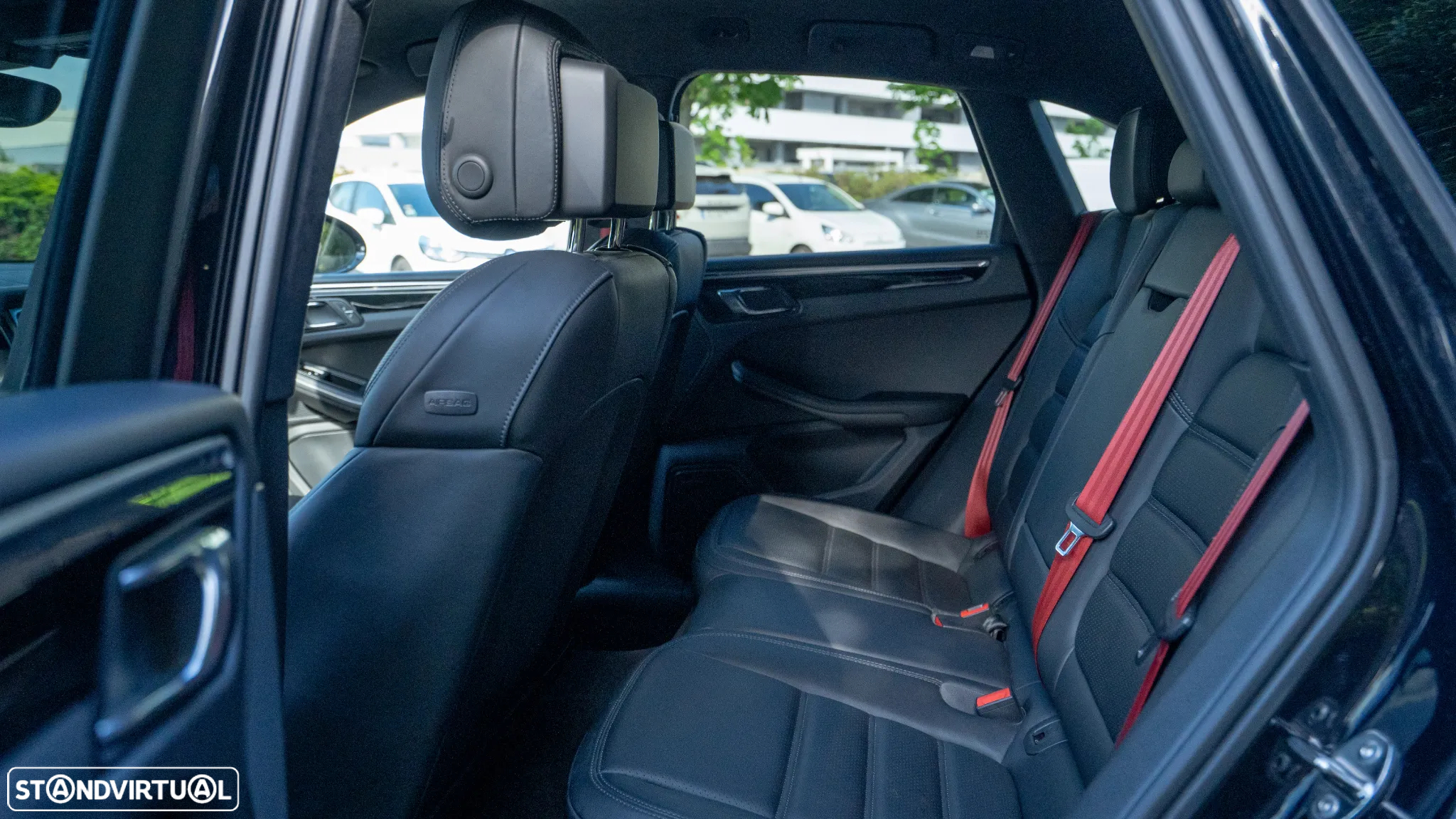 Porsche Macan Turbo - 17