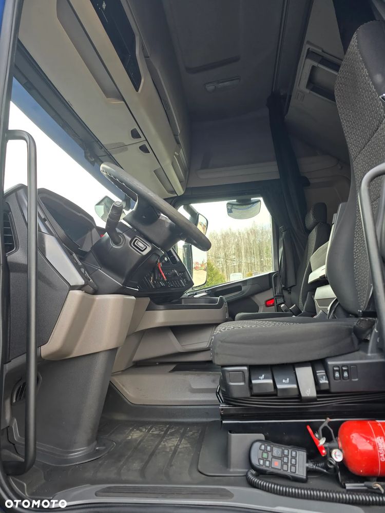 Scania R 450 po lifcie pół mega inteligętne taho - 31