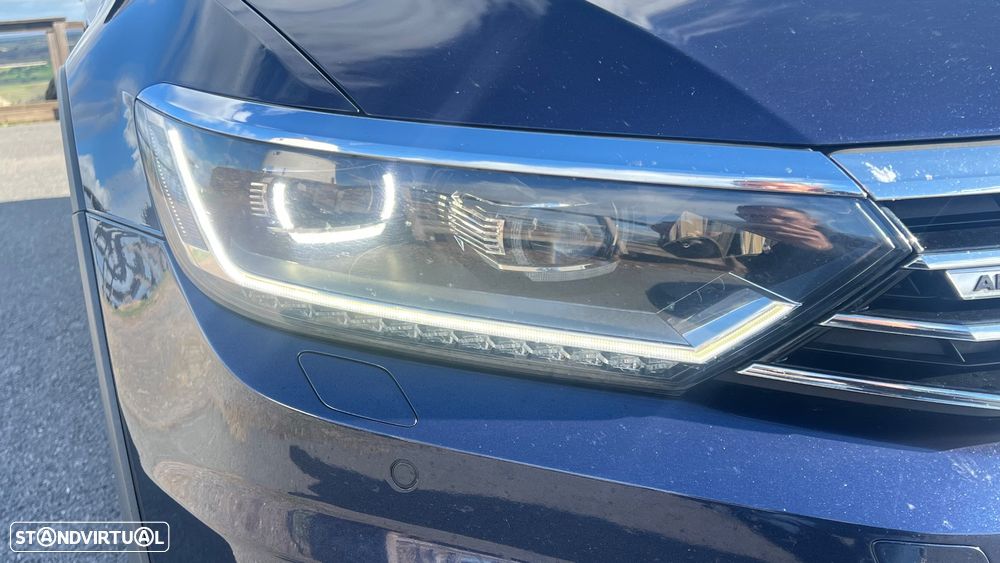 VW Passat Alltrack 2.0 TDi DSG 4Motion - 11