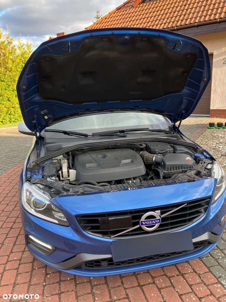Volvo S60 T6 AWD Drive-E R-Design Momentum - 24