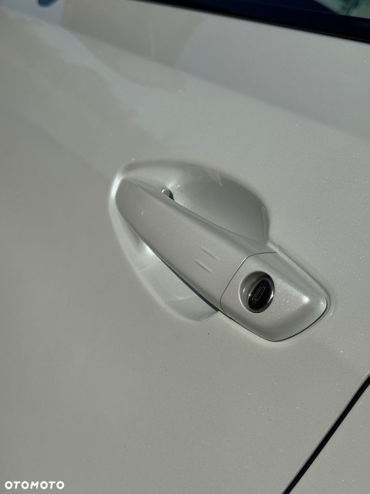 Peugeot 308 - 16