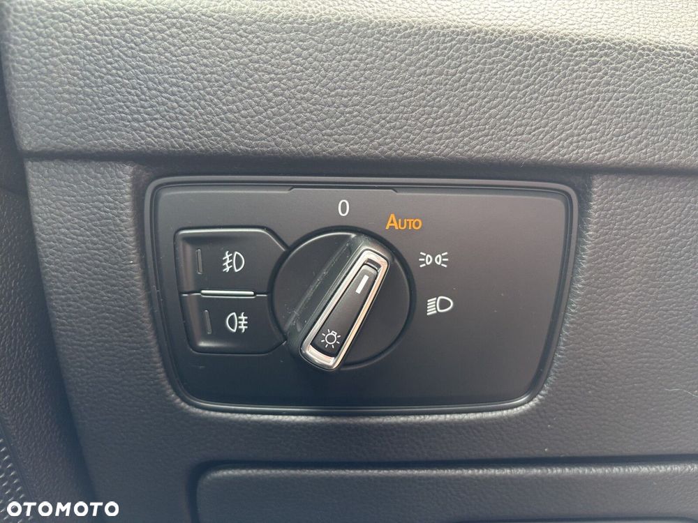 Volkswagen Passat - 28