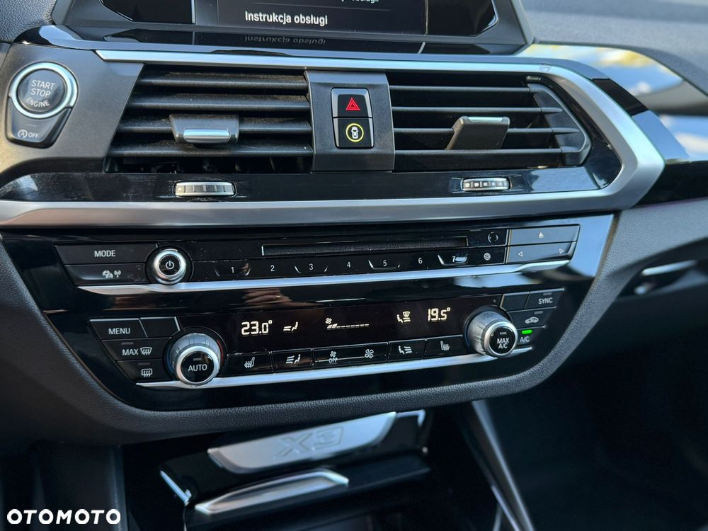 BMW X3 xDrive20d - 9