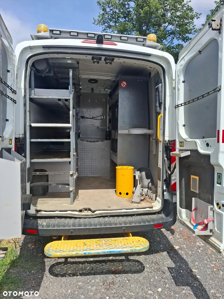 Ford Transit - 8