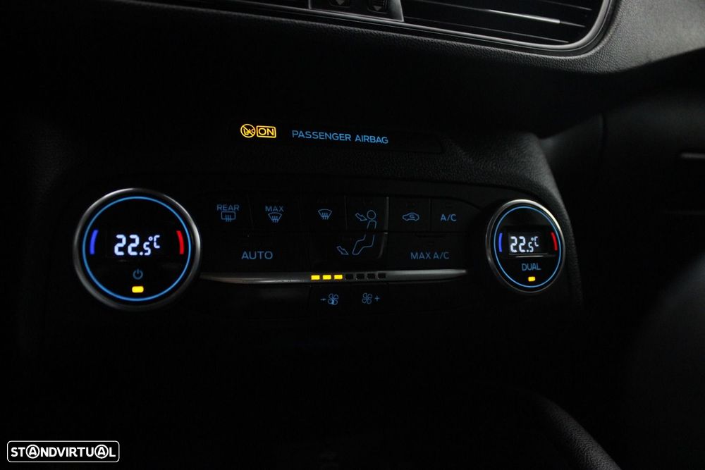 Ford Kuga 1.5 EcoBoost ST-Line - 23