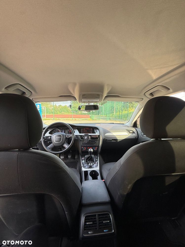 Audi A4 Avant 2.0 TDI DPF - 12