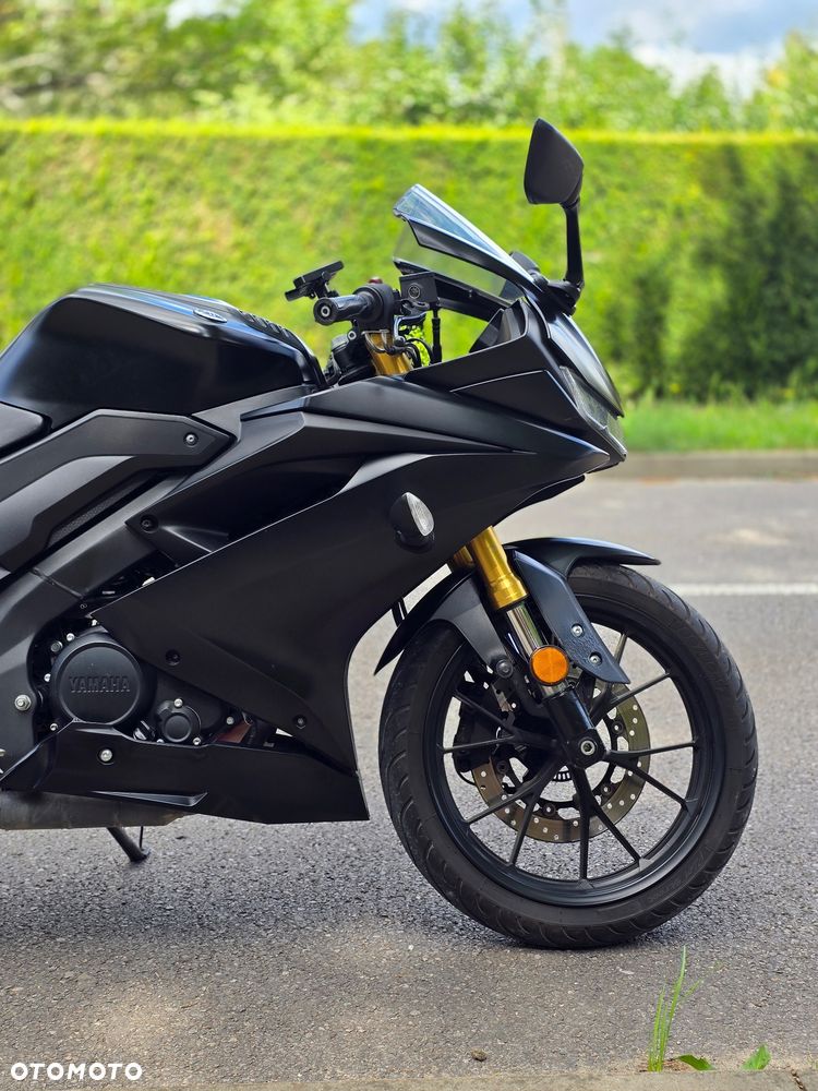 Yamaha YZF - 20
