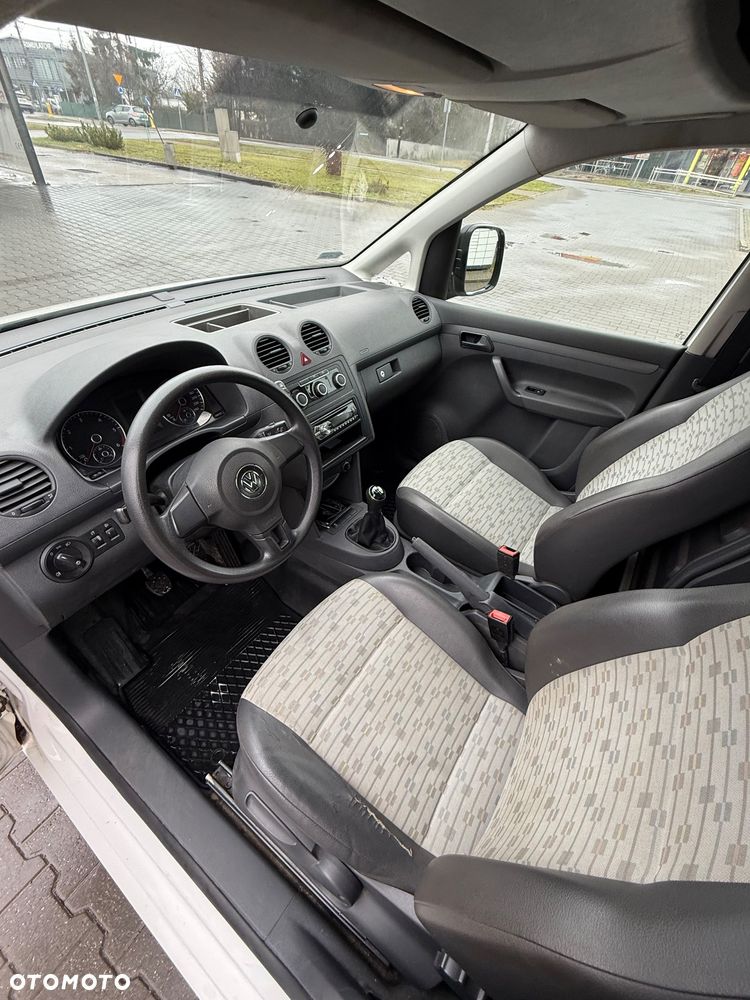 Volkswagen Caddy - 10