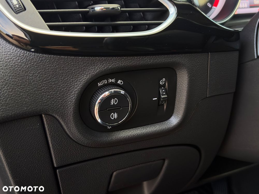 Opel Astra 1.4 Turbo Dynamic - 22
